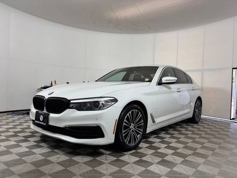 Used 2019 BMW 530i xDrive AWD/4WD image 3