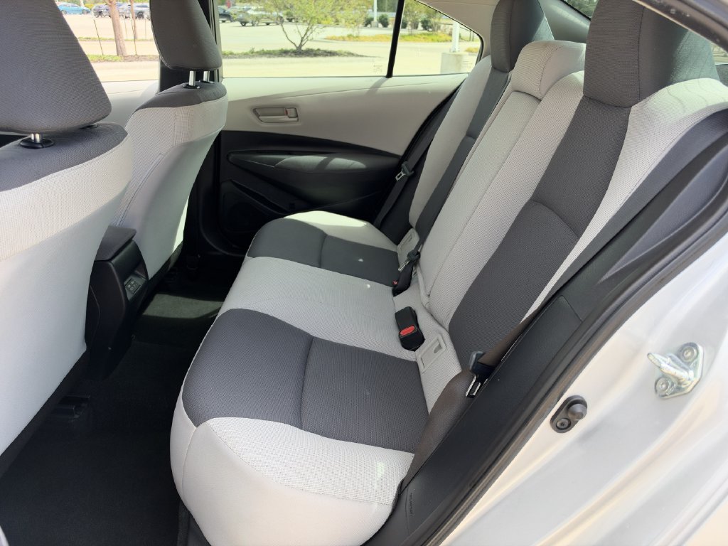 Used 2024 Toyota Corolla LE FWD image 26