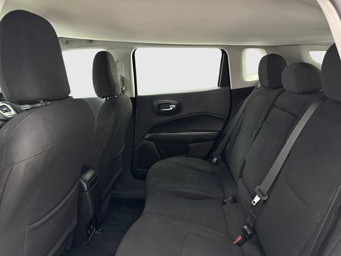 Used 2019 Jeep Compass Sport AWD/4WD image 39