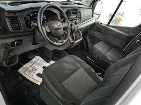 Used 2025 Ford Transit 250 Low Roof w/ Exterior Upgrade Package RWD image 7