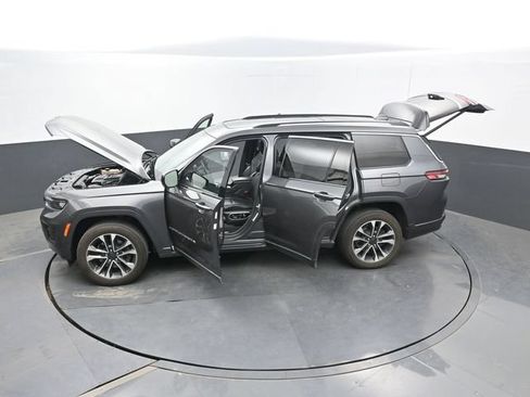 Used 2021 Jeep Grand Cherokee L Overland w/ Luxury Tech Group IV AWD/4WD image 72