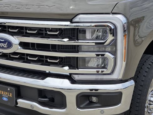 New 2026 Ford F250 King Ranch AWD/4WD image 10