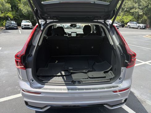 Certified 2026 Volvo XC60 B5 Plus AWD/4WD image 34