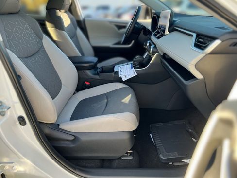 New 2025 Toyota RAV4 XLE image 20