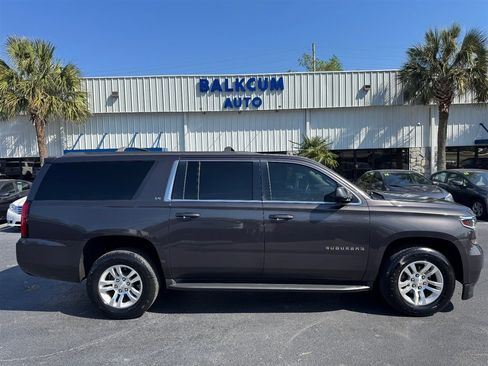 Used 2016 Chevrolet Suburban LS image 1