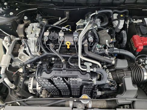 Used 2024 Nissan Altima 2.5 SV image 30