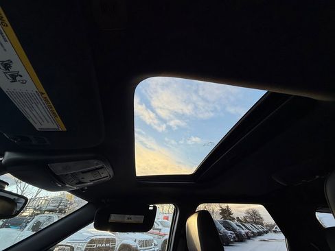 Used 2024 Dodge Durango R/T image 33