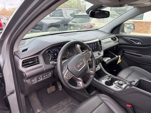 Used 2023 GMC Acadia AT4 w/ Technology Package image 4