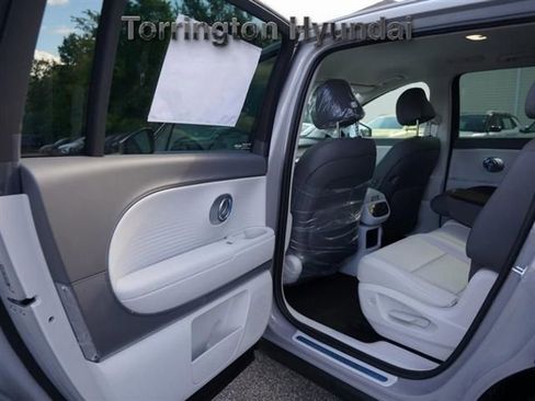 New 2026 Hyundai Ioniq 9 SEL image 15