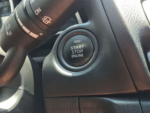 Used 2016 MAZDA MAZDA3 i Touring FWD image 19