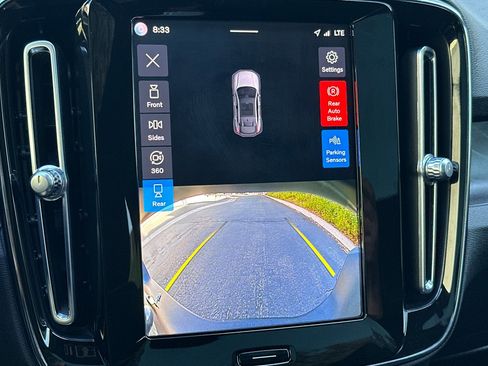 Certified 2023 Volvo C40 P8 Recharge Ultimate w/ Protection Package Premier image 24