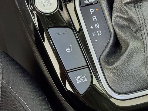 Certified 2025 Kia Soul EX image 22