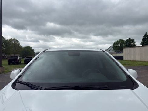 Used 2022 Chevrolet Trax LS w/ Tint and Cruise Package AWD/4WD image 25