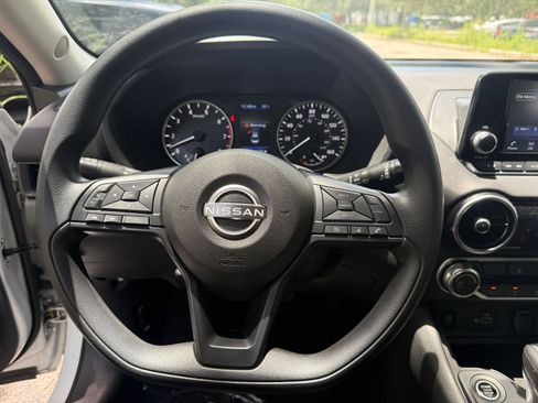 Used 2025 Nissan Sentra S FWD image 25