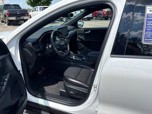 Used 2024 Ford Escape ST-Line Select AWD/4WD image 22