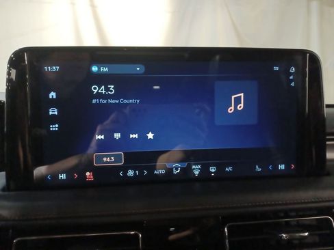 Used 2025 Lincoln Aviator AWD w/ Jet Appearance Package image 12