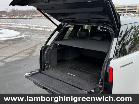 Used 2022 Land Rover Range Rover SE image 6