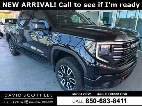 Used 2024 GMC Sierra 1500 AT4 w/ Technology Package AWD/4WD image 1