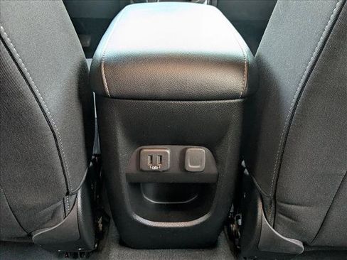 Used 2019 GMC Canyon SLE RWD image 17