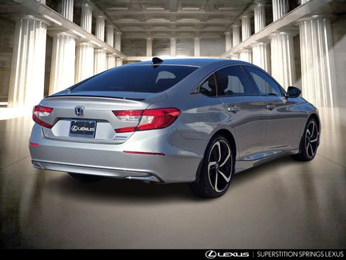 Used 2022 Honda Accord Sport image 4