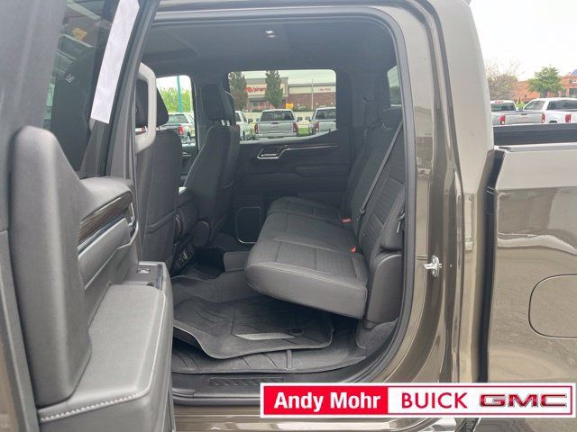 Used 2023 Chevrolet Silverado 1500 LT AWD/4WD image 36