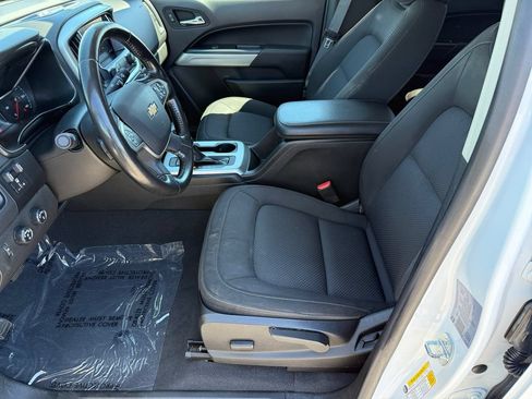 Used 2021 Chevrolet Colorado LT w/ LT Convenience Package AWD/4WD image 10