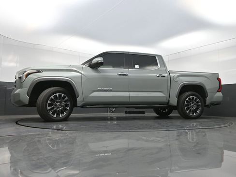 Used 2024 Toyota Tundra Limited w/ Power Package AWD/4WD image 31