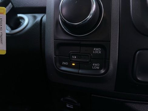 Used 2017 RAM 1500 Express image 10