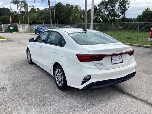 Used 2024 Kia Forte LX FWD image 9