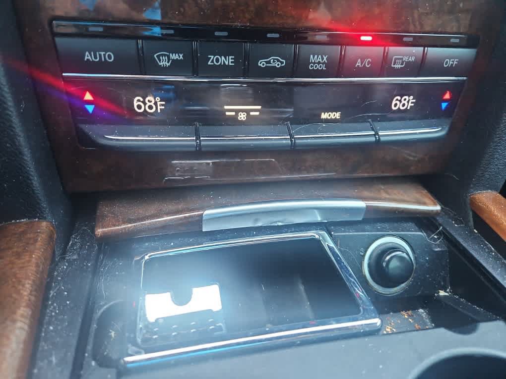 Used 2012 Mercedes-Benz E 350 Sedan image 18