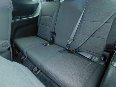 Used 2024 Chevrolet Traverse LT image 23