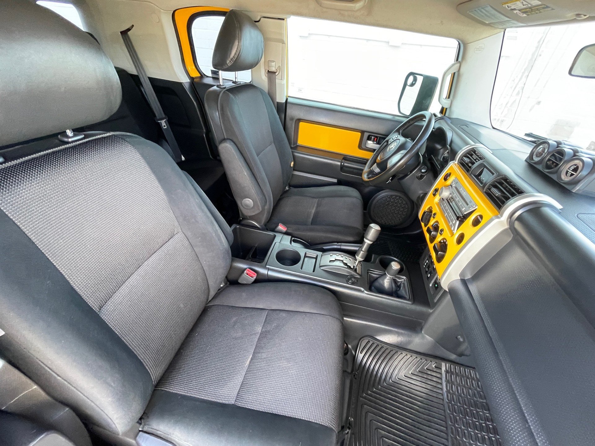 Used 2007 Toyota FJ Cruiser 4WD image 26