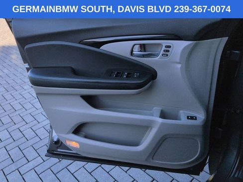 Used 2019 Honda Pilot Touring image 30