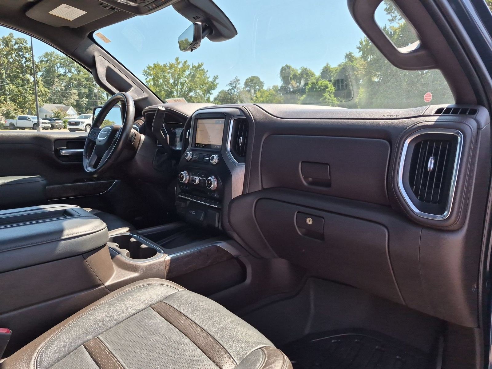 Certified 2019 GMC Sierra 1500 Denali w/ Technology Package AWD/4WD image 32