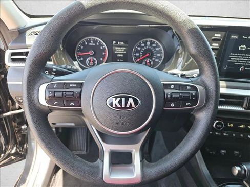 Used 2021 Kia K5 LXS FWD image 13