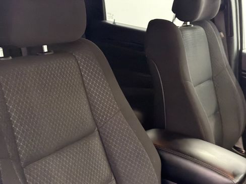 Used 2021 Jeep Grand Cherokee Laredo AWD/4WD image 10