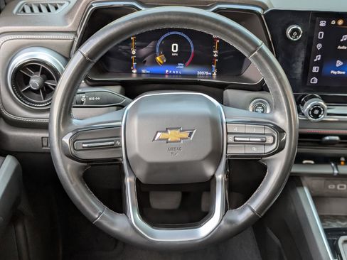 Used 2023 Chevrolet Colorado LT image 24