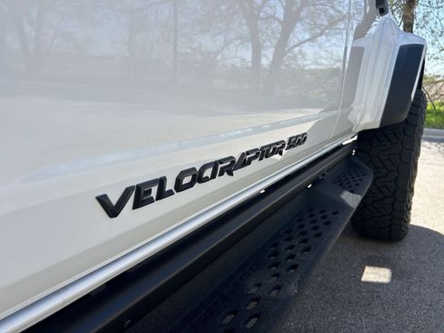 New 2025 Ford Bronco Raptor w/ Interior Carbon Fiber Pack AWD/4WD image 44