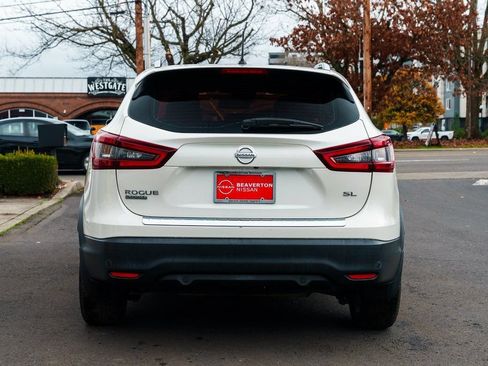 Used 2020 Nissan Rogue Sport SL w/ Premium Package FWD image 5