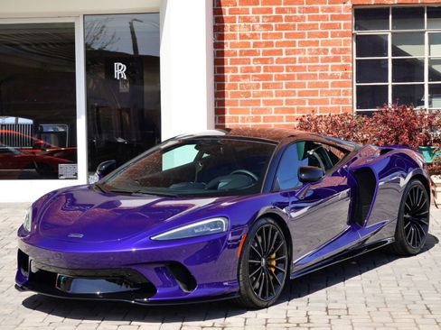 Used 2023 McLaren GT RWD image 17