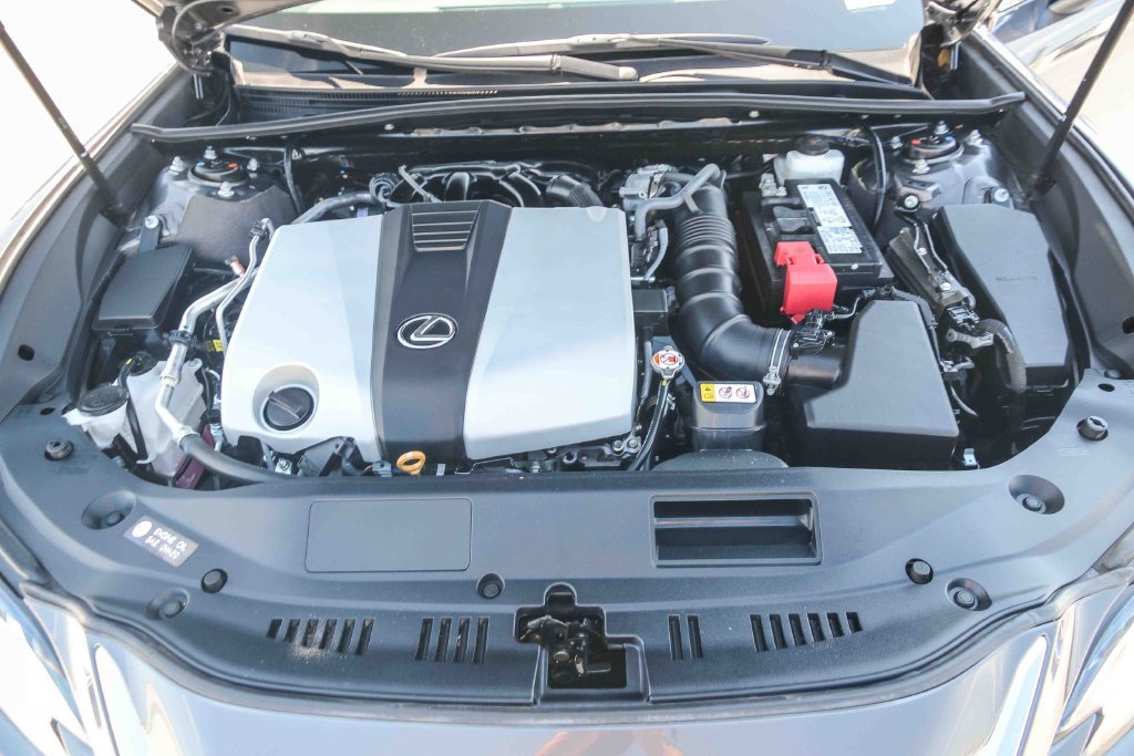 Certified 2025 Lexus ES 350 w/ Premium Package FWD image 27