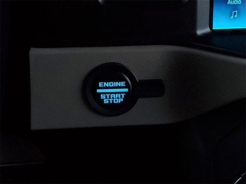 Used 2023 Ford Bronco Wildtrak image 17