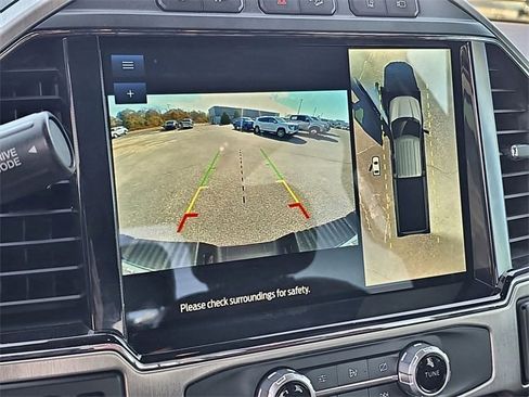 Used 2022 Ford F250 Platinum w/ FX4 Off-Road Package image 29