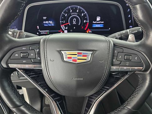 Used 2023 Cadillac Escalade ESV V image 26