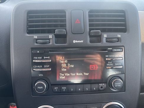 Used 2015 Nissan Leaf S w/ Charge Package image 26