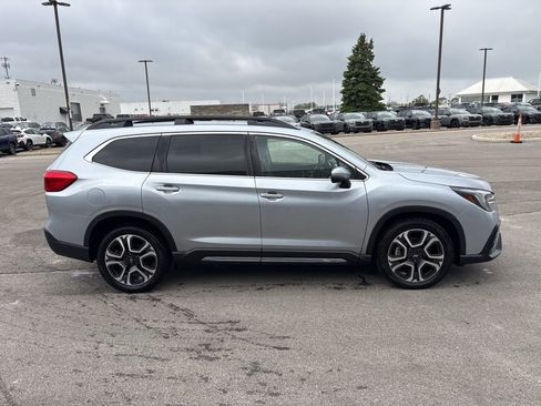 Certified 2023 Subaru Ascent Limited AWD/4WD image 2