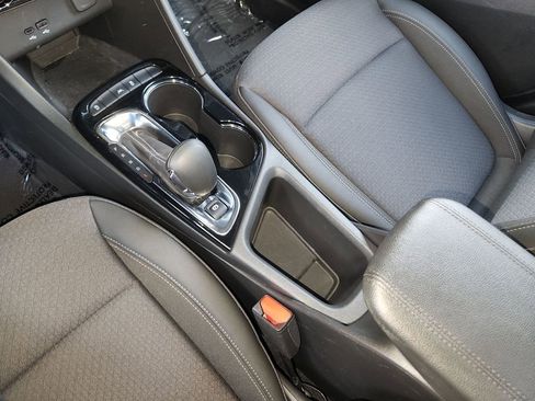 Used 2025 Buick Encore GX Preferred image 21