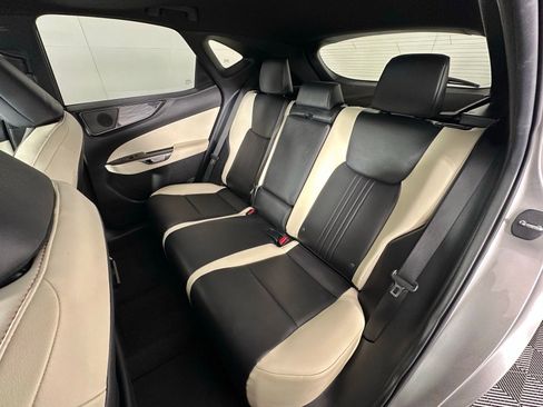 Used 2024 Lexus NX 250 FWD w/ Premium Package image 31