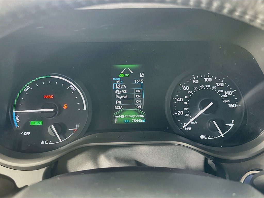 Used 2024 Toyota Sienna XLE FWD image 27