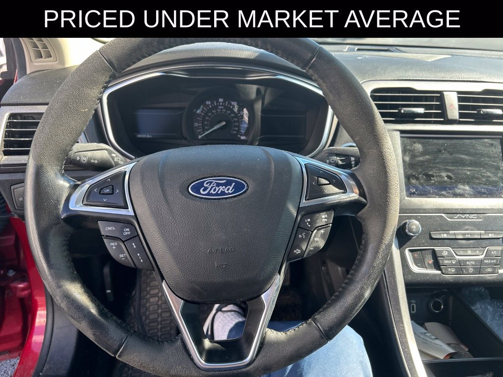 Used 2020 Ford Fusion SEL FWD image 16